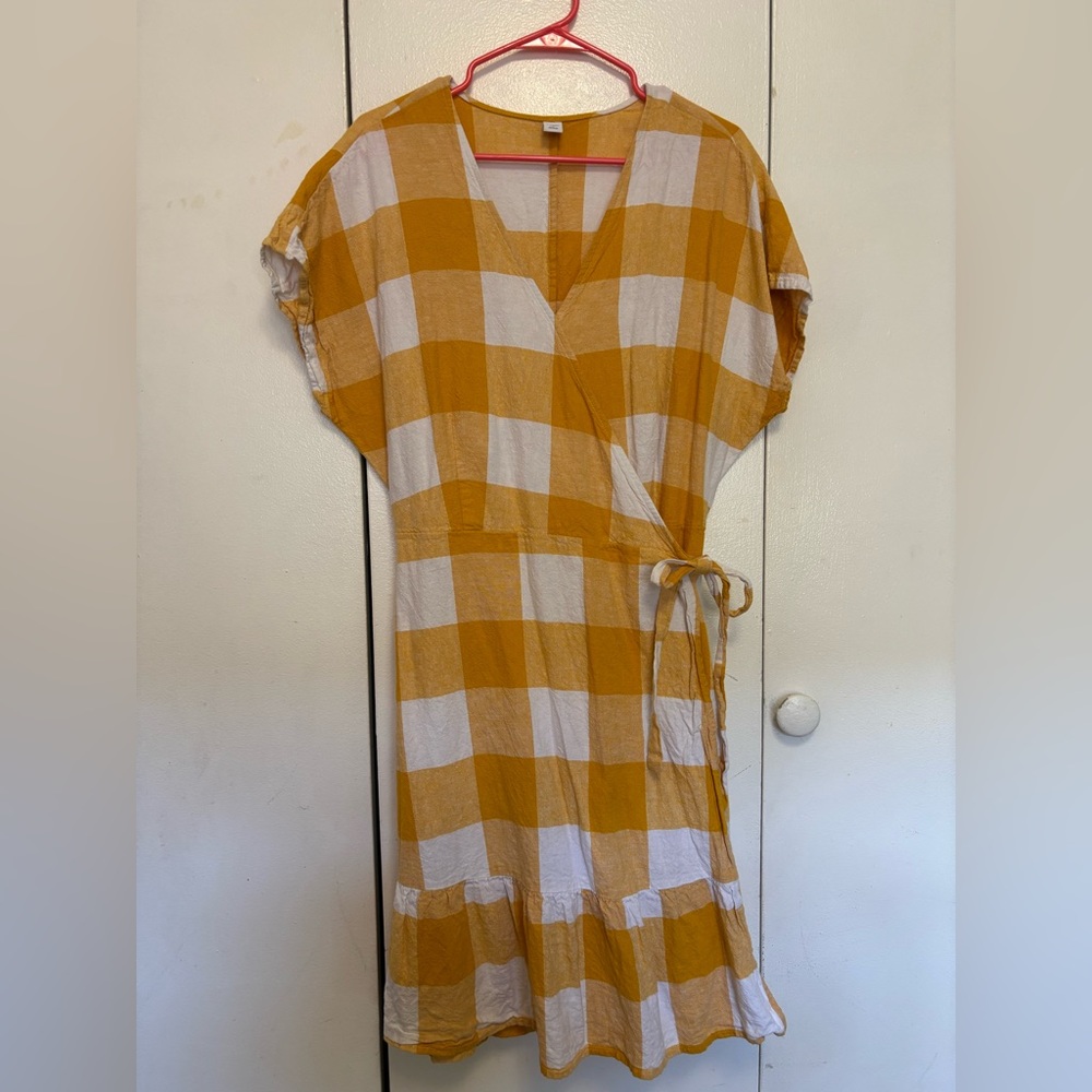 Old Navy Mustard and White Plaid Wrap Dress